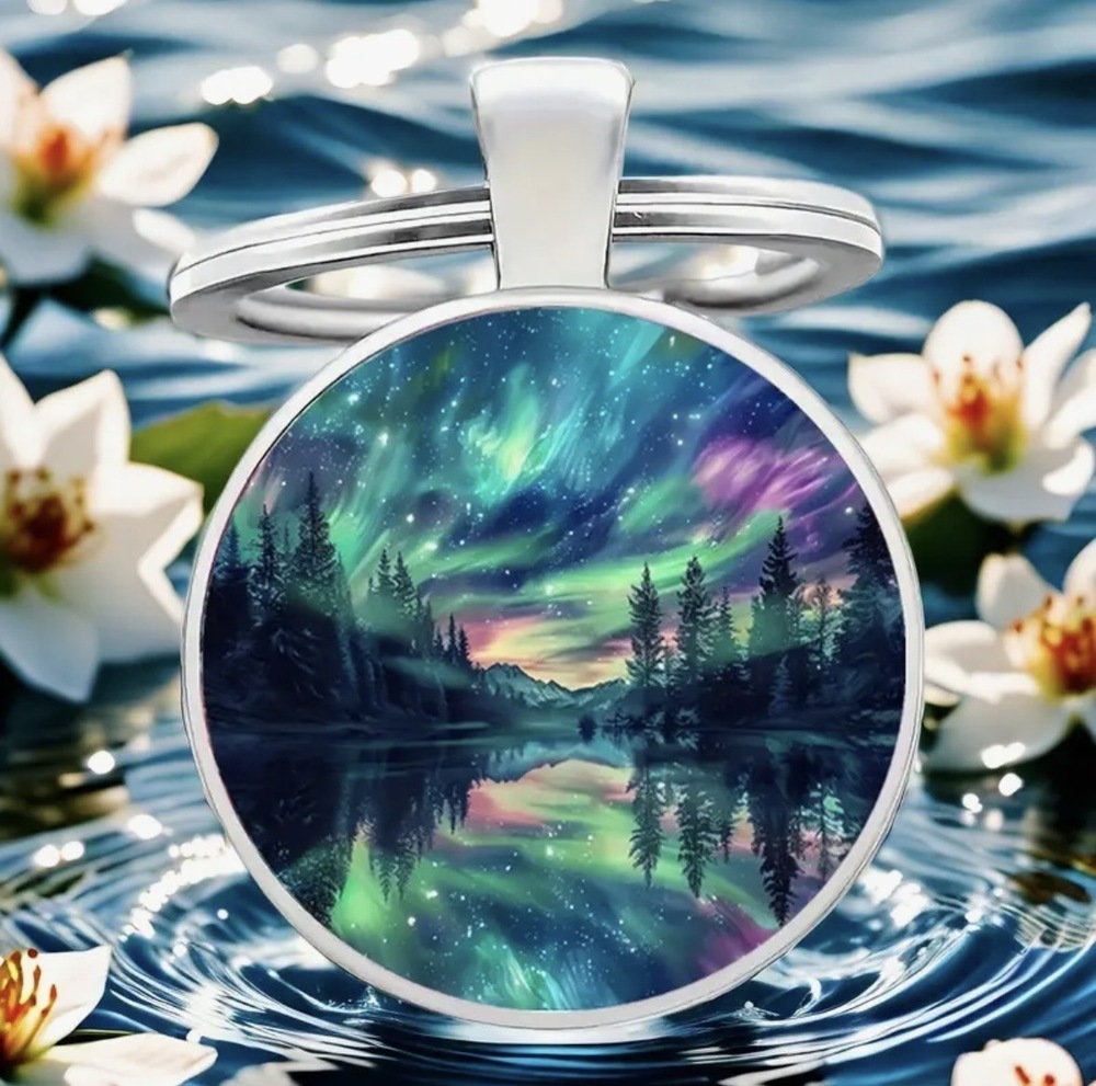 3/$25 Northern Lights Aurora Borealis Nature Woods Keychain NEW